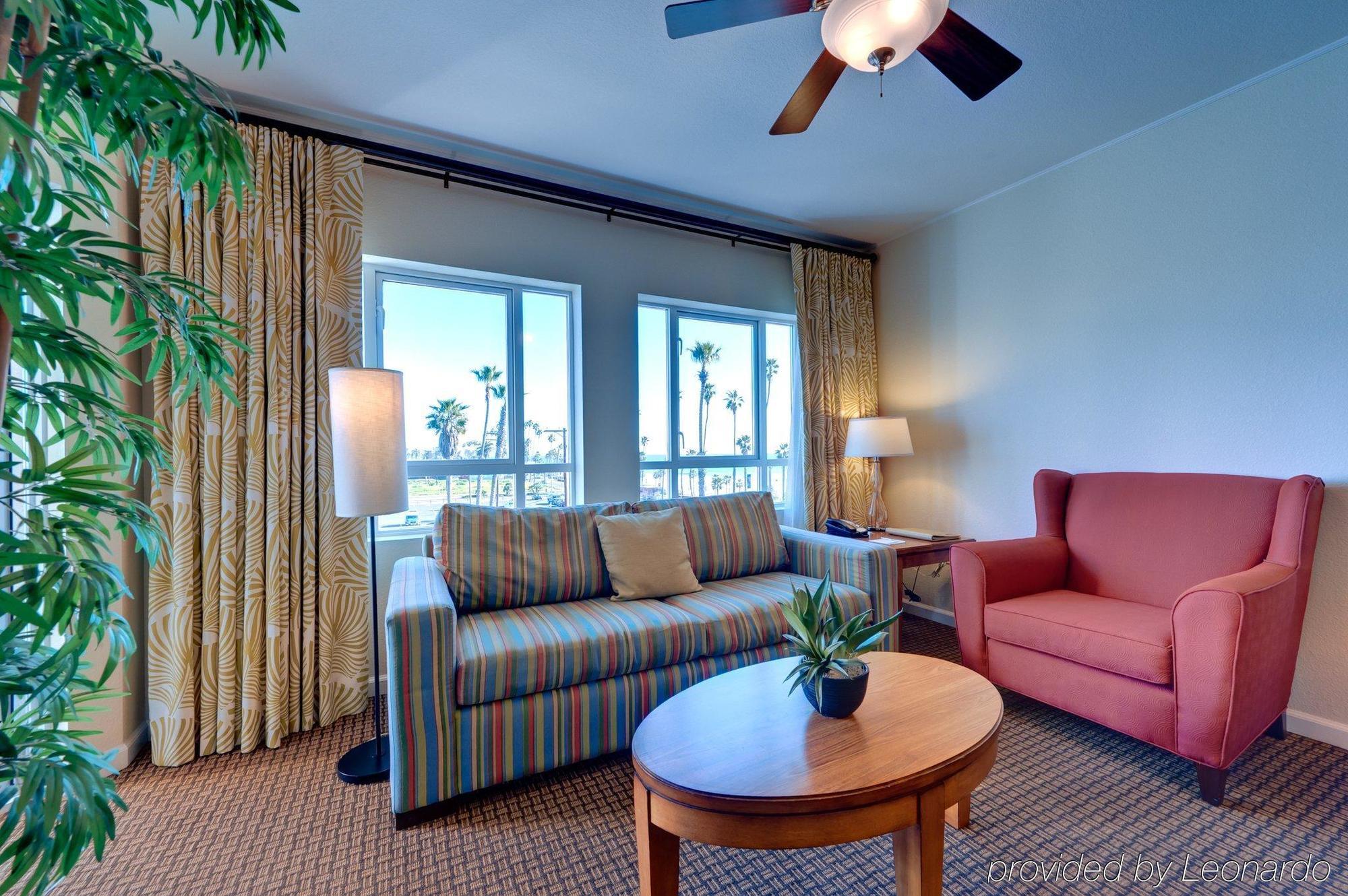 Club Wyndham Oceanside Pier Resort Chambre photo